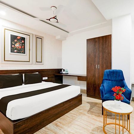 Super Townhouse Oak Aecs Formerly Bangalore Times Exterior photo