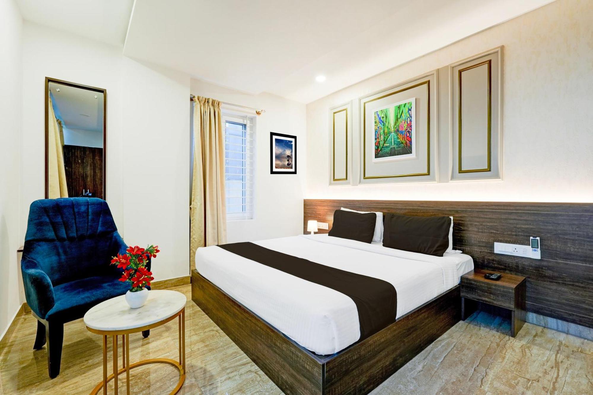 Super Townhouse Oak Aecs Formerly Bangalore Times Exterior photo